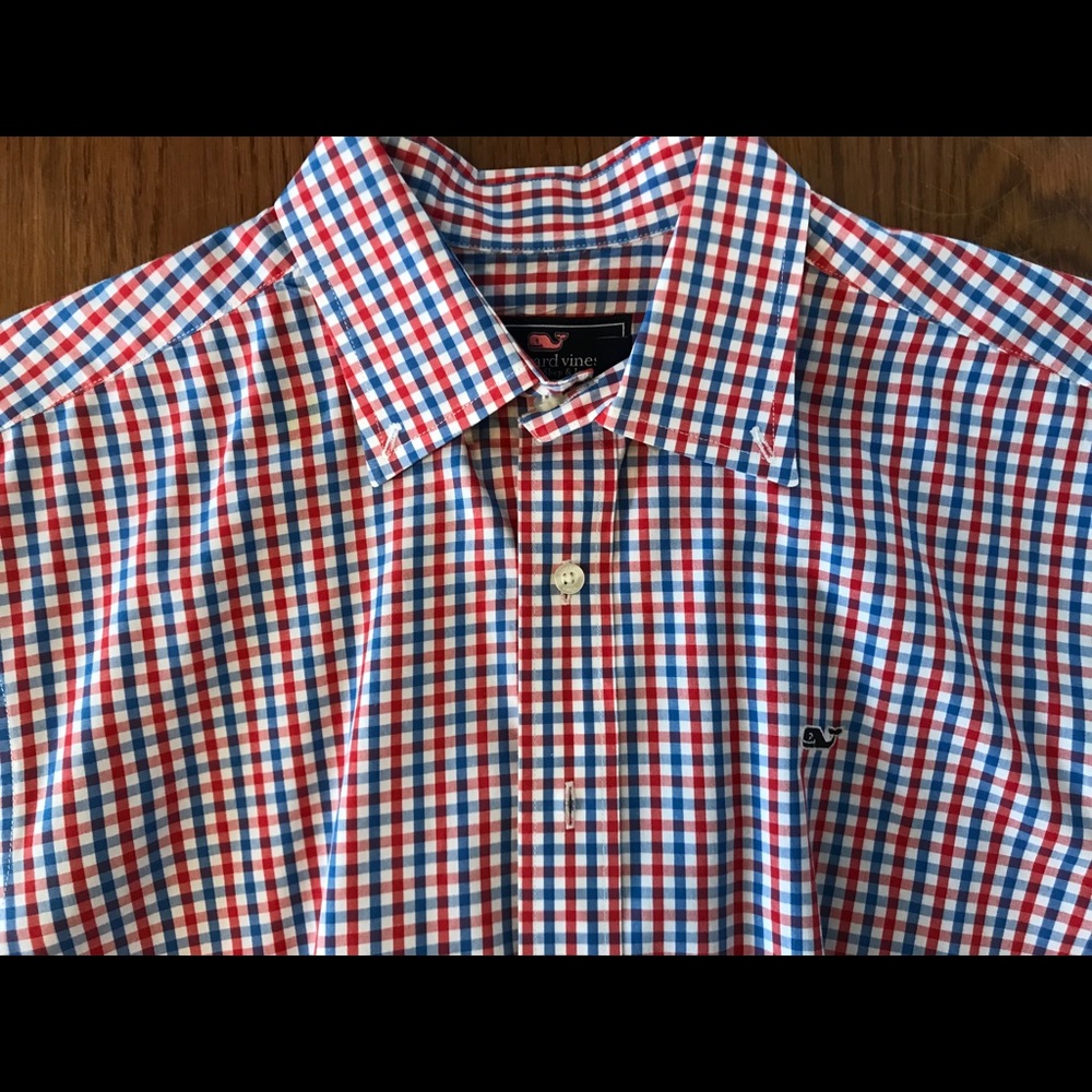 Vineyard Vines American Flag oxford Medium